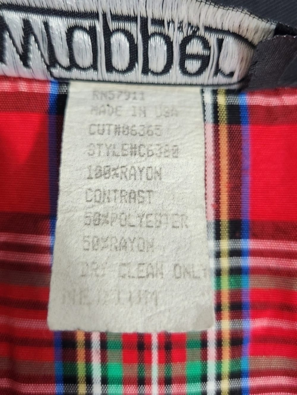 80's Red Tartan Blazer with Black Accents - Picture 6 of 6